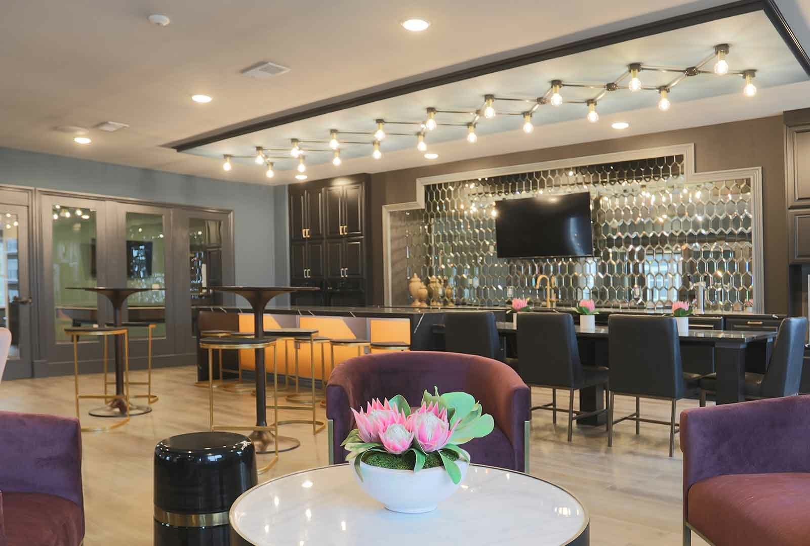 Luxury resident lounge space at Rialto on Hurstbourne.