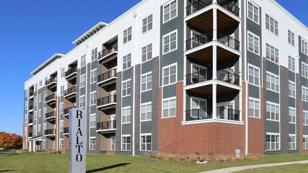 Apartment building exterior with balconies at Rialto on Hurstbourne.
