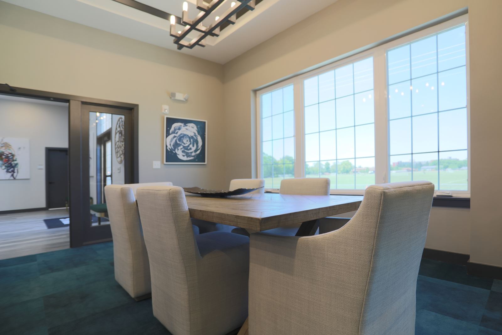 The interior of Element Oakwood's residential conference room.