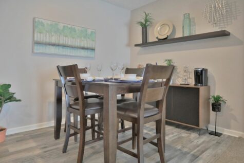 Dining room at Emerald Lakes Apartments
