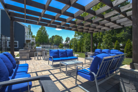 Community social deck at Island Club Apartments in Deerfield Township, Ohio, offering residents a peaceful place to connect and enjoy the outdoors.