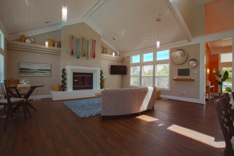 Bright clubhouse interior at Island Club Apartments in Deerfield Township, Ohio, offering comfortable seating areas and welcoming gathering spaces for residents.